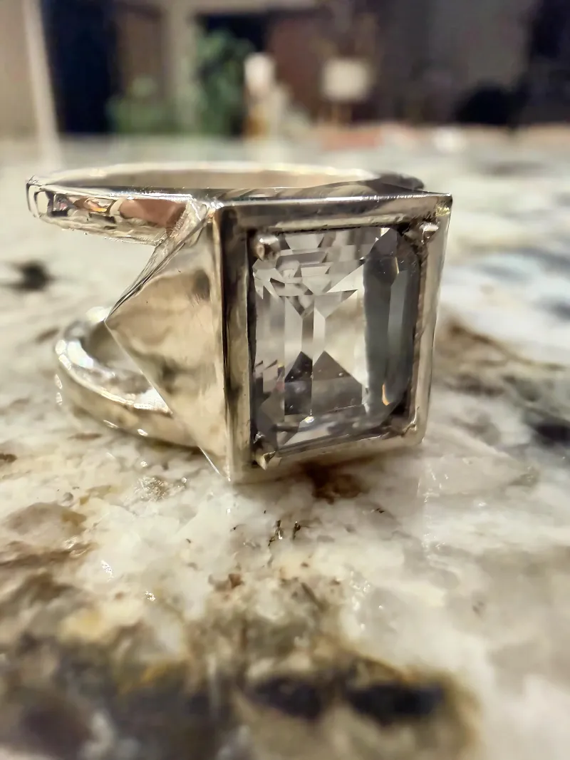 Men's Emerald Cut Smart Ring Jacket – Side Triangle Design