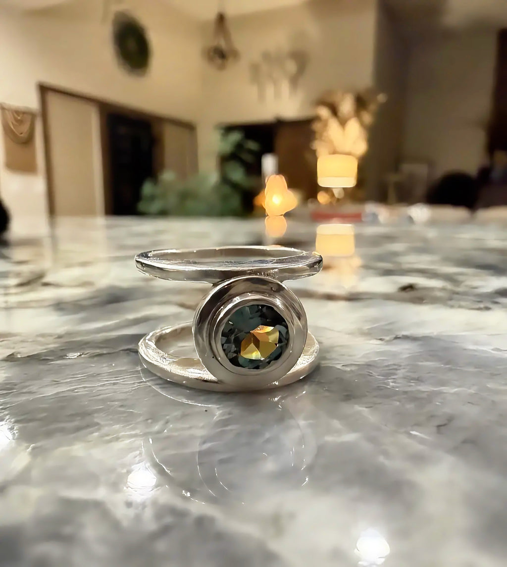 The Luna Smart Ring Jacke